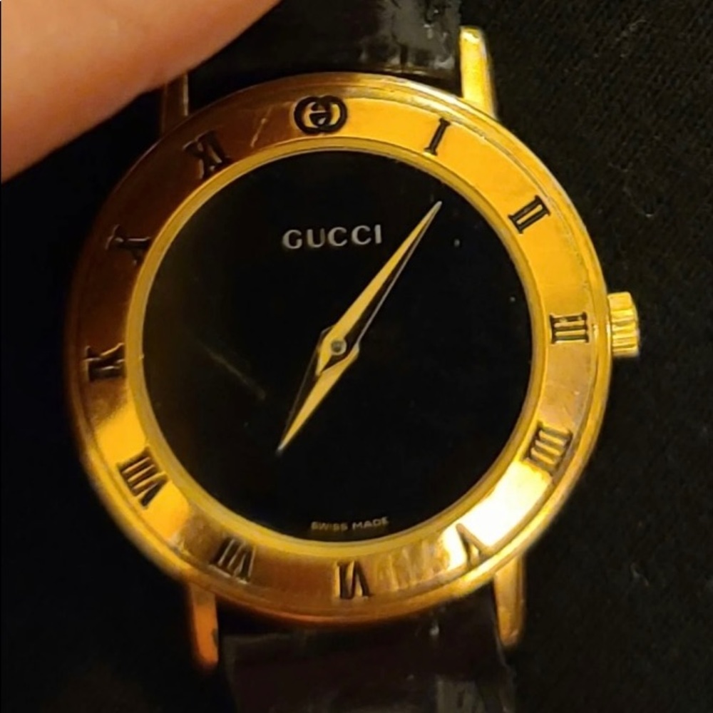 Gucci Watch - Picture 7 of 10